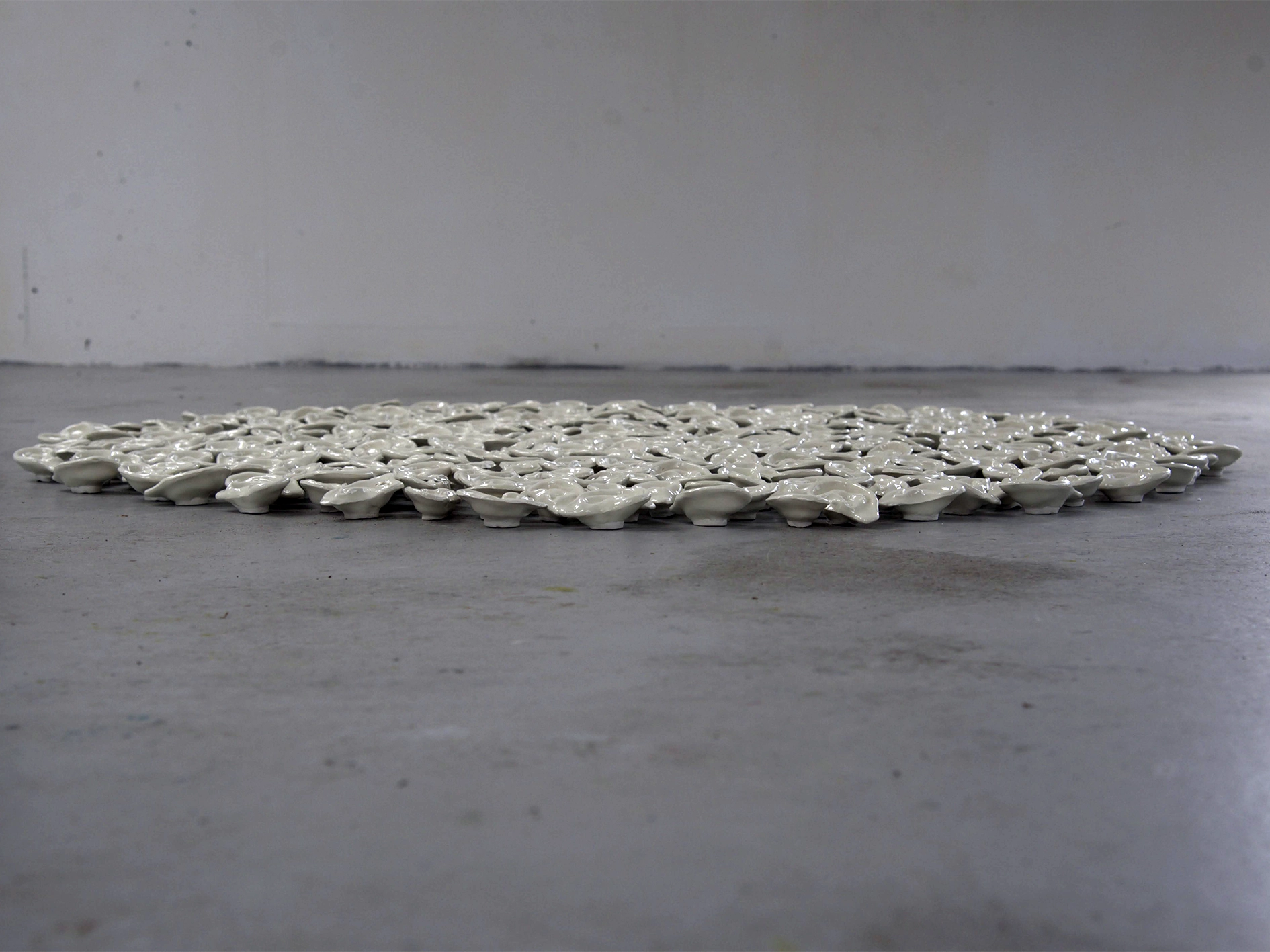 Measuring the Unknown I Udstillingen UDENFOR INDENFOR, Arresten Hjørring. foto: Olivia Valbak Kamrart