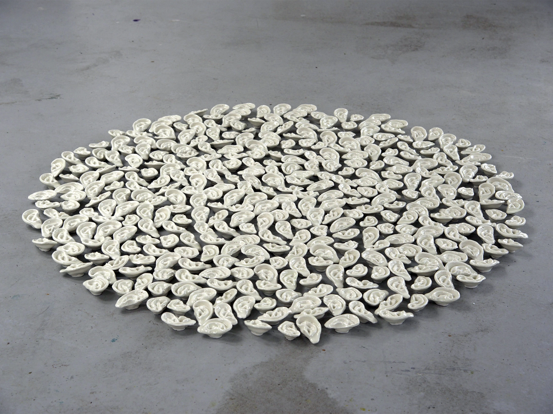 Measuring the Unknown I Udstillingen UDENFOR INDENFOR, Arresten Hjørring. foto: Olivia Valbak Kamrart