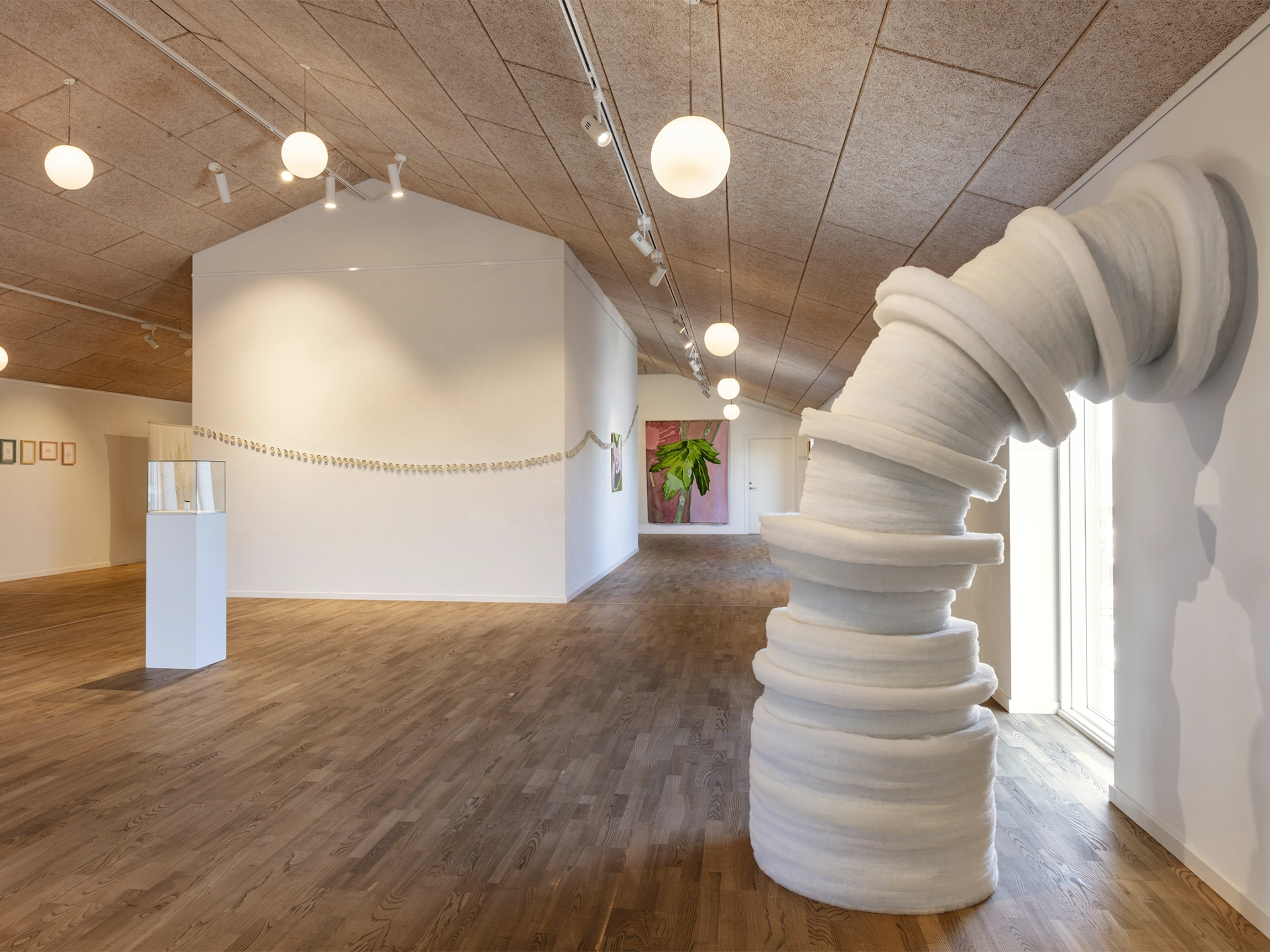 Measuring the Unknown I Udstillingen UDENFOR INDENFOR, Arresten Hjørring. foto: Olivia Valbak Kamrart